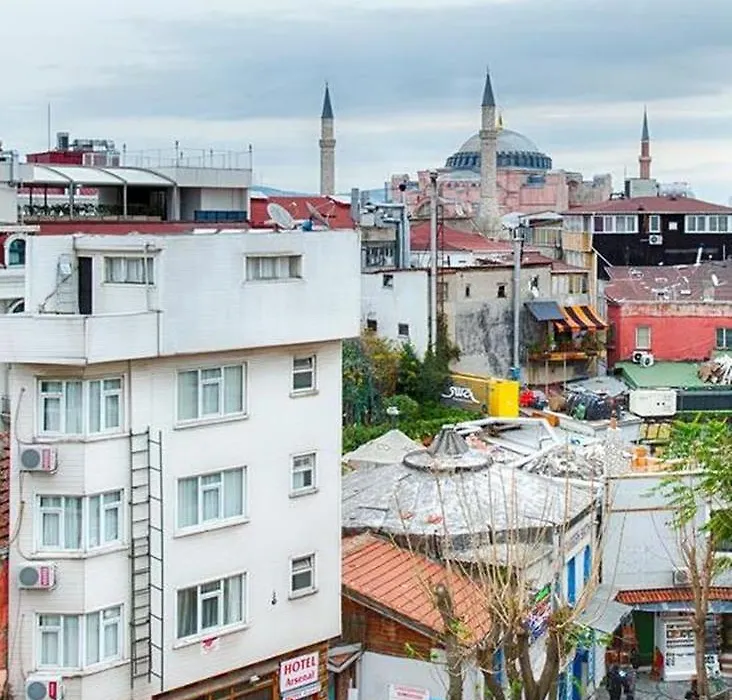 Arsenal * İstanbul